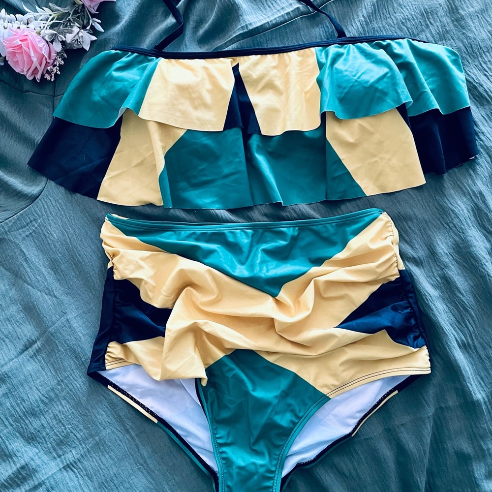 Jamaican Flag Colorblock Ruffle Maternity Bikini Set